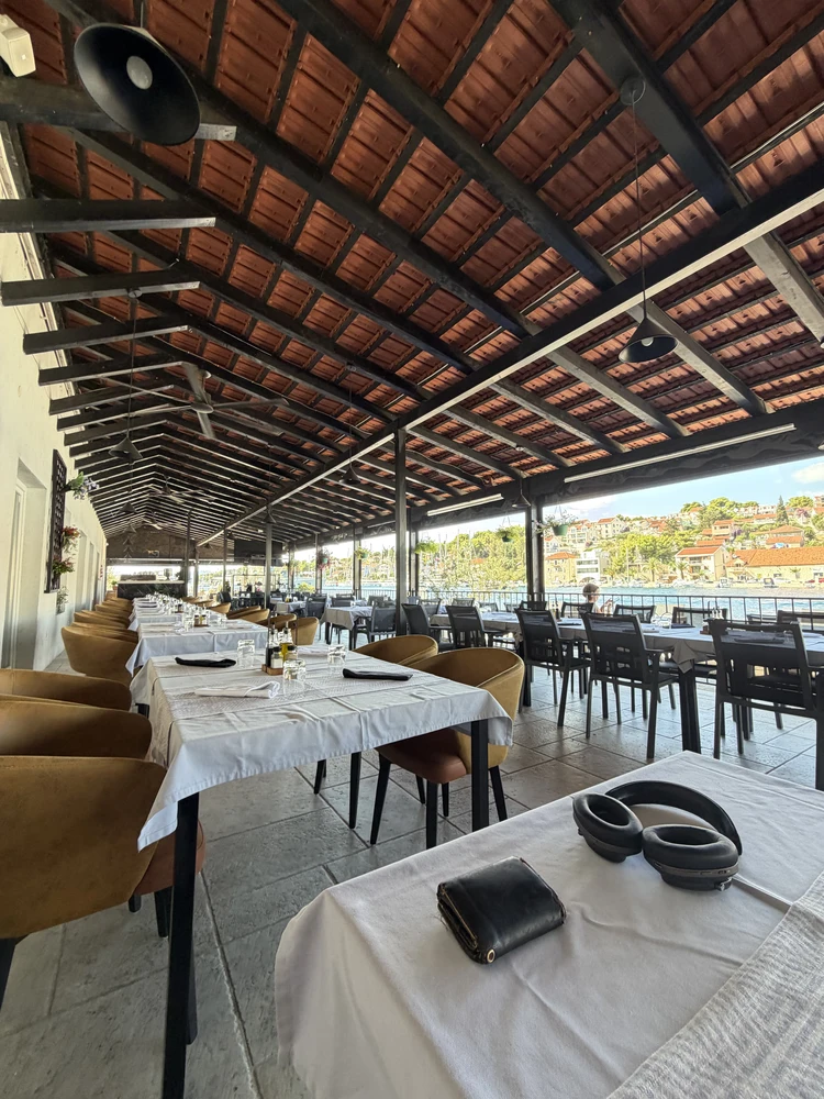 Restaurant „Fumar“