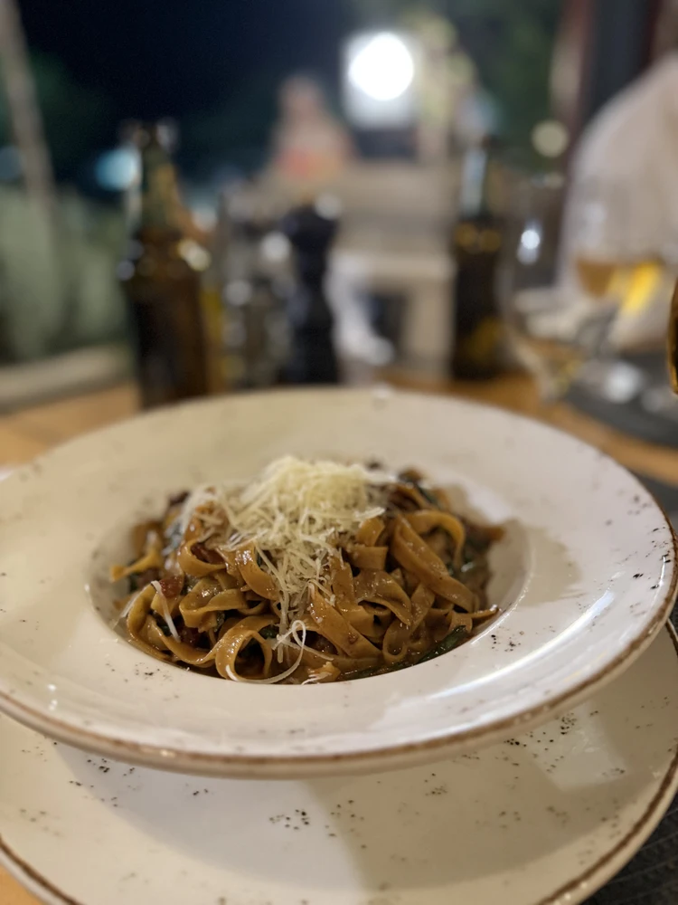 Beefsteak-Pasta, Tivat.