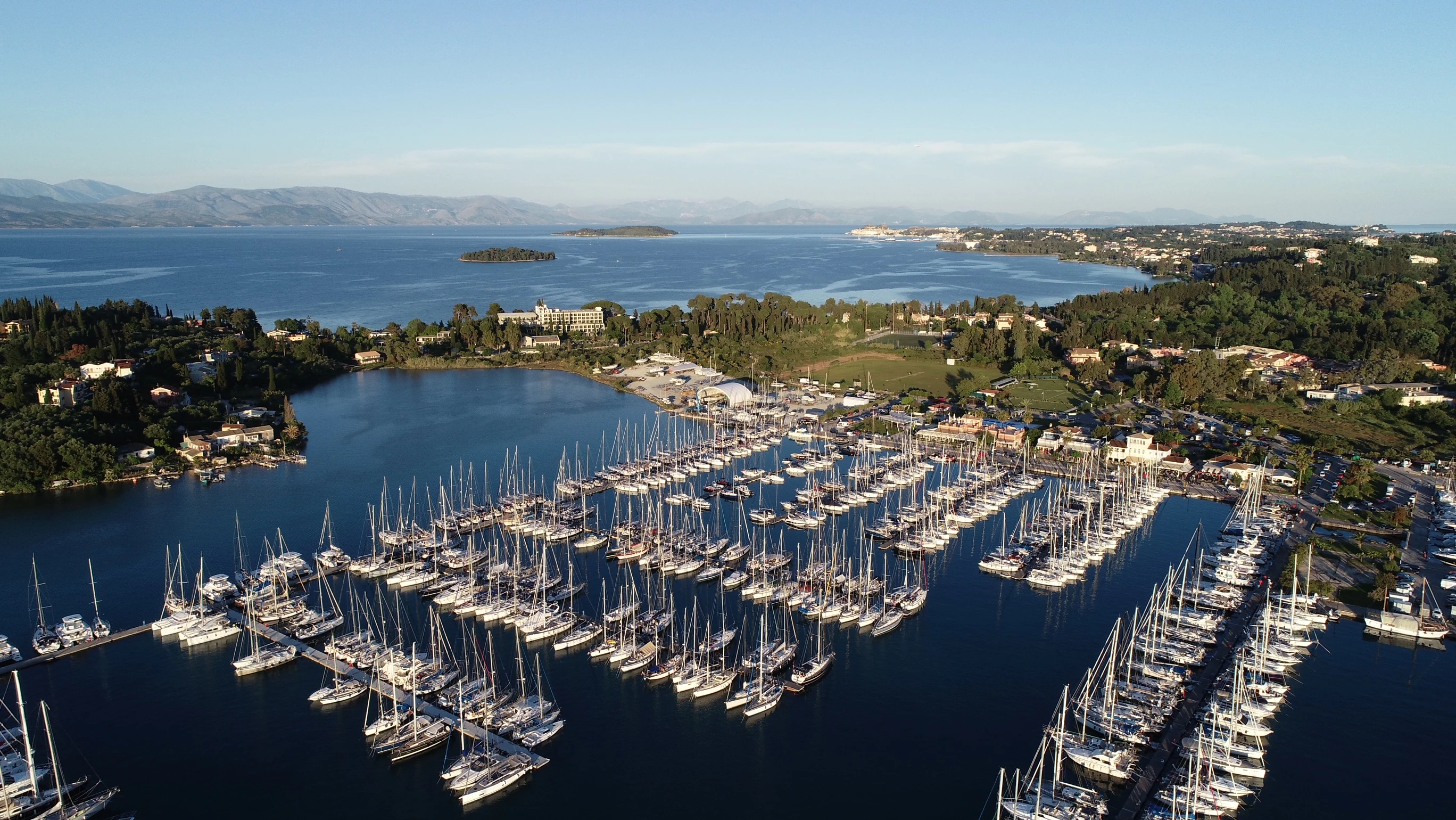 Marina Gouvia | Drohnenansicht in Blickrichtung Nord-Ost.