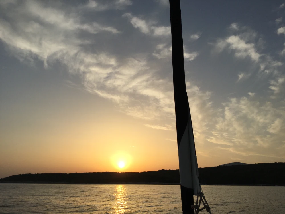 Sonnenuntergang auf der Insel Scedro.