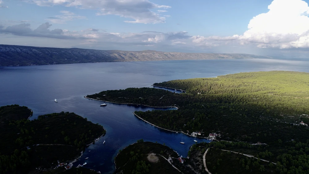 Drohnenaufnahme, Anno 2020, Blick auf Hvar.